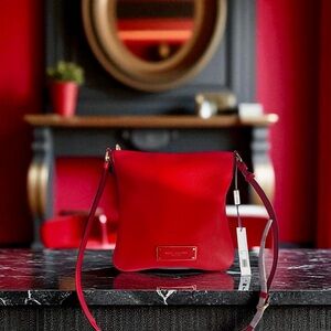 New! Marc Jacobs Too Hot to Handle Sia Crossbody – Tulip/Lipstick Red (NWT)